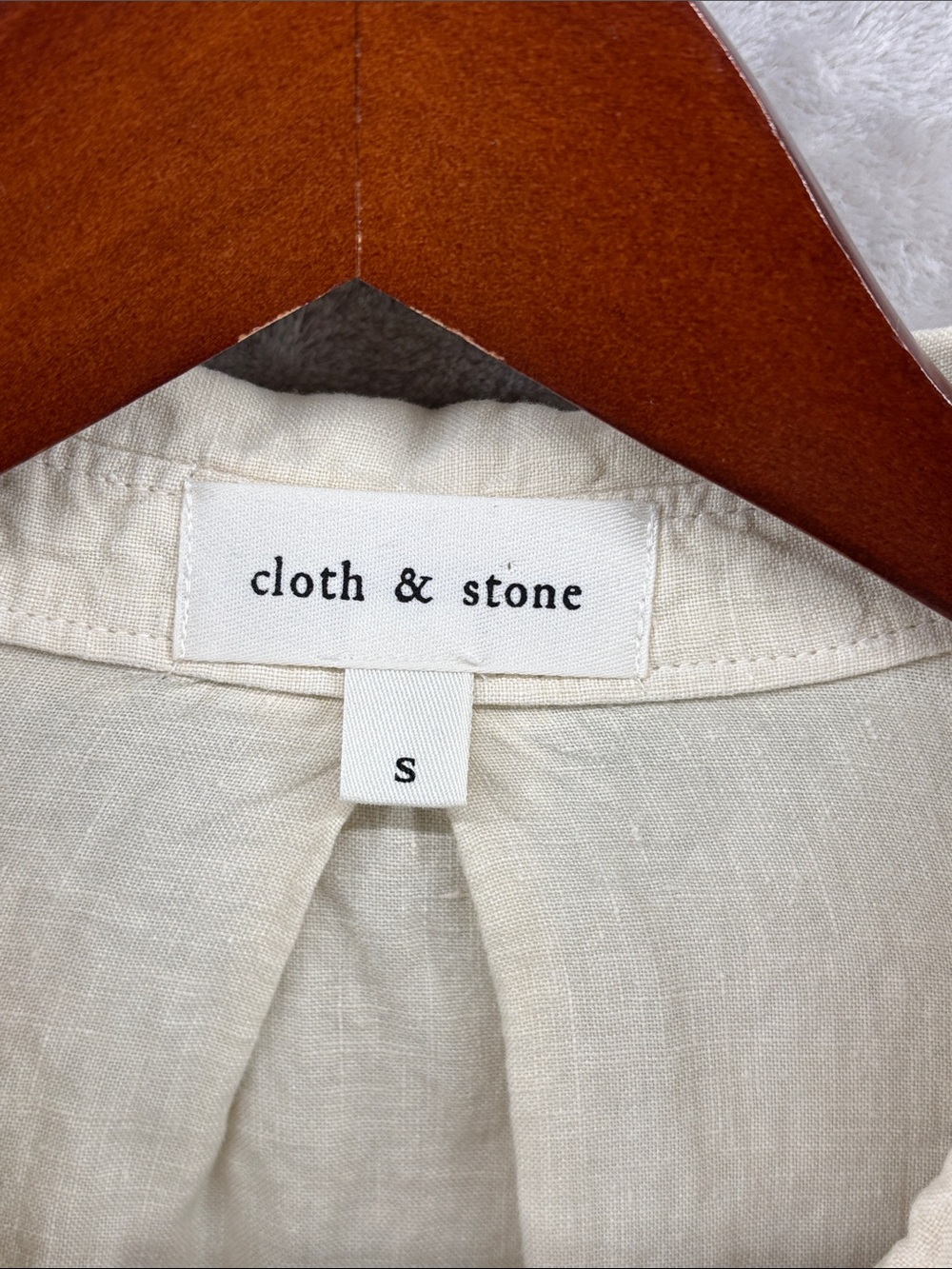 Cloth & Stone Linen Button-Up Long Sleeve Top Size S - Picture 2 of 9